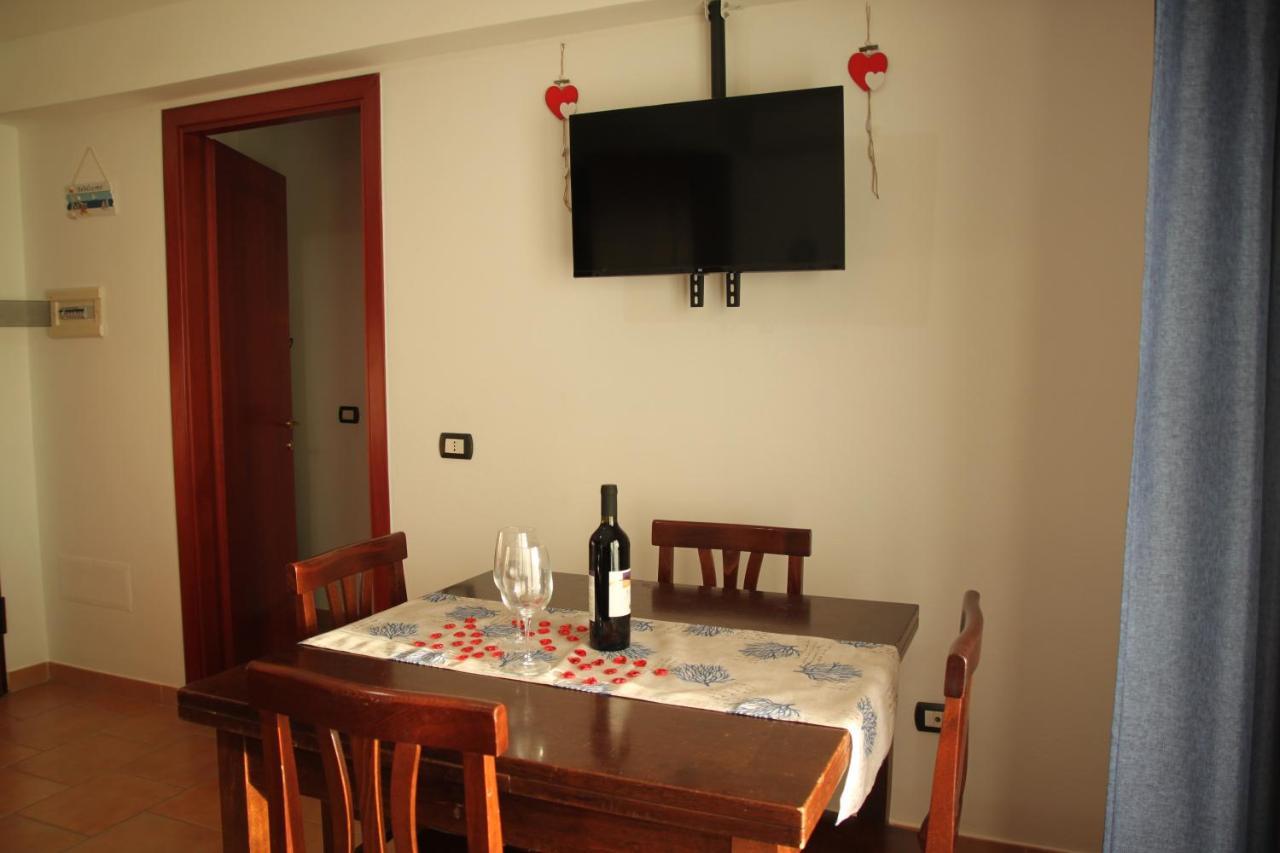 Magibac Due - Casa Vicino Aeroporto E Mater Olbia Apartment Exterior photo
